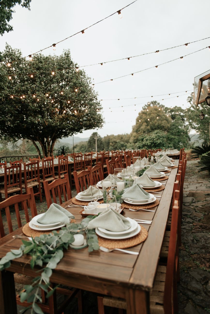 Amelia & Jonah — A Garden Vow Beneath the Oaks, frame 2